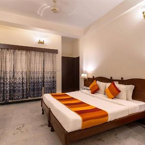 Deluxe Double or Twin Room City View